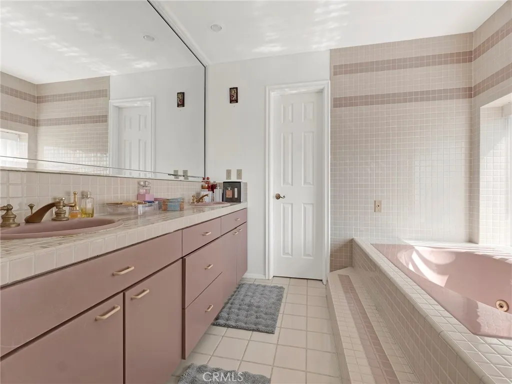 4801 Nomad, Woodland Hills, California 91364 home-pic-31